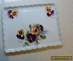 Item PLATE - PANSY - VIOLA PATTERN - SCALLOPED EDGE - ANTIQUE / VINTAGE for Sale