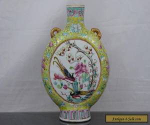 Item Quality Antique Chinese 19th C Yellow Warriors & Birds Moon Flask Vase - Signed for Sale