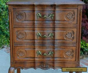 Item Antique French Tiger Oak Louis XV Style 3-Drawer Chest End Table Nightstand for Sale