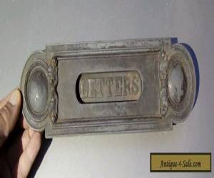Item Antique cast iron letter mail slot, fancy for Sale