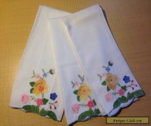 Item Pretty Vintage FLORAL EMBROIDERY APPLIQUE Small Tablecloth or Doily - 3 Matching for Sale