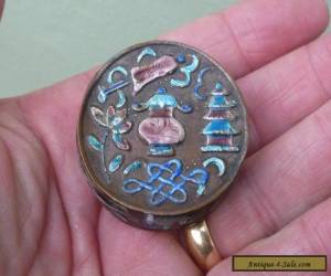 Item An Antique Chinese Enamel Pill Box 19th Century for Sale