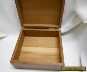 Item vintage wood dovetailed trinket jewelry box 4 footed for Sale