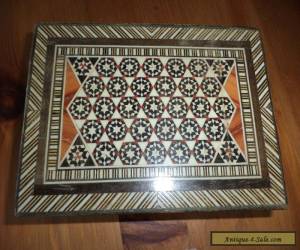 Item inlaid small wooden box for Sale