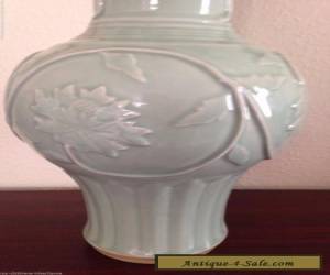 Item Antique Chinese Lotus Flower Raised Relief Celadon Clay Vase Large Scale   for Sale