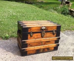 Item ANTIQUE REFINISHED STEAMER CHEST VINTAGE FLAT TOP COFFEE TABLE TRUNK W/ TRAY for Sale