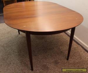 Item Mid Century Danish Modern Unusual Round Walnut Extension Dining Table  for Sale