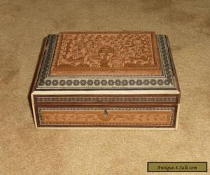 Item ANTIQUE ANGLO INDIAN SANDALWOOD & SADELI MOSAIC HAND CARVED LARGE BOX MID 19th C for Sale