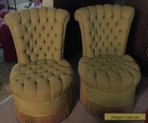Item Set of 2 Vintage Chairs for Sale