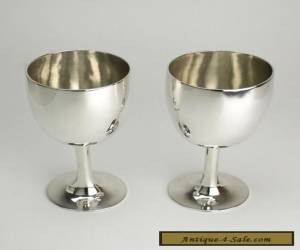 Item Pair of Chinese export silver goblets Wai Kee Hong Kong 1960s for Sale