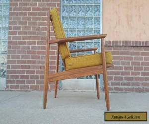 Item Mid Century Danish Modern Lounge Chair with Cushions for Sale