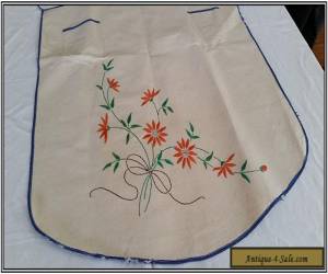 Item VINTAGE 1930S CALICO EMBROIDERED APRON for Sale