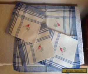 Item VINTAGE LINEN  SERVIETTES 4 BLUE & WHITE EMBROIDERED PINK FLOWERS SHABBY FRENCH for Sale