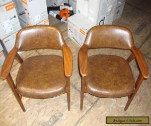 Item Pair Vintage Mid Century Modern Paoli Chair Solid Wood Arm Chairs  for Sale