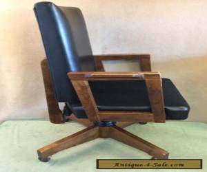 Item GUNLOCKE MID CENTURY Modern DANISH OFFICE ARM CHAIR Wood Faux Leather Vintage for Sale