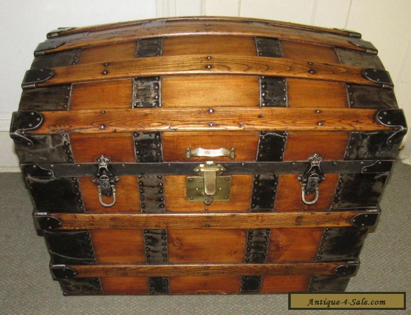 ANTIQUE STEAMER TRUNK VINTAGE VICTORIAN DOME TOP BRIDES STYLE CLASSIC WOOD CHEST for Sale in ...