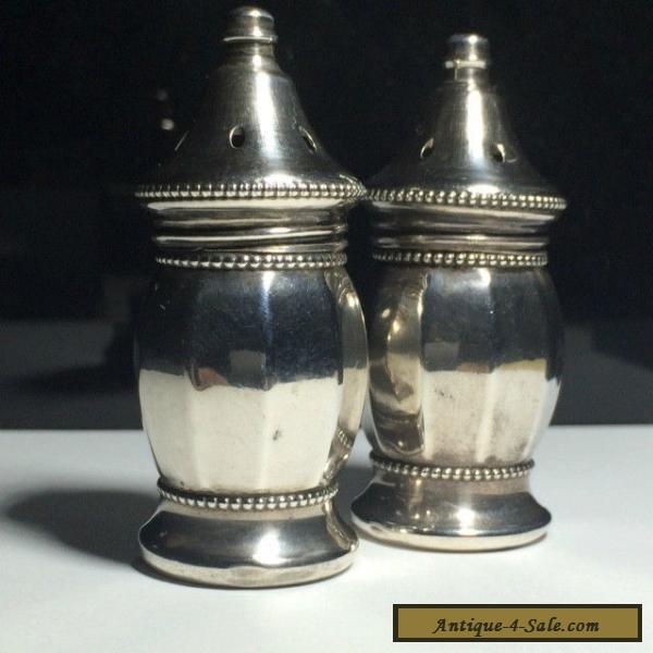 Vintage Salt And Pepper Shakers For Sale 1