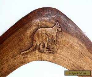 Item ABORIGINAL - FINE CARVED RETURNING BOOMERANG. for Sale