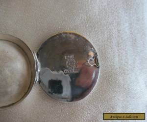 Item  VINTAGE STERLING SILVER PILL BOX for Sale