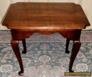 Item STATTON END TABLE Solid Cherry OldTowne Side Table VINTAGE for Sale