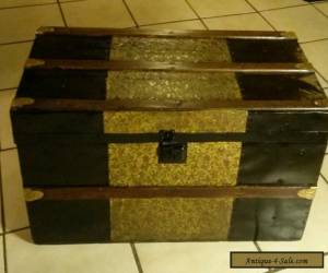 1800's Antique Victorian Flat Top Steamer Trunk Chest (Refurbished) for Sale