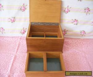 Item ANTIQUE/VINTAGE  WOODEN BOX 8" X 4.4" WITH BUTTERFLY DETAIL TO LID  for Sale