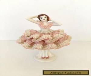 BEAUTIFUL DRESDEN PORCELAIN FIGURINE 1930s Art Deco w LACE DRESS for Sale