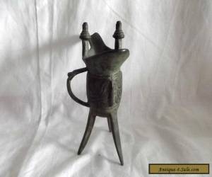 Item Antique Chinese Bronze Ju for Sale