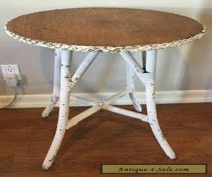 VINTAGE / ANTIQUE WICKER AND WOOD ROUND TABLE for Sale