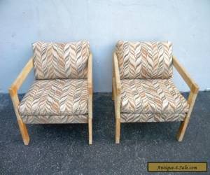 Item Pair of Vintage Mid-century Oak Living Room Side by Side Chairs 4066 for Sale