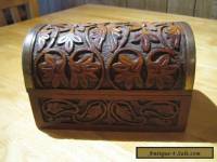 LOVELY CARVED WOODEN CHEST / TRINKET BOX    VERY GOOD CONDITION