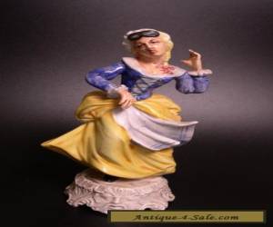 Item RARE: ANTIQUE ITALIAN MAJOLICA FAIENCE FIGURINE MASKED LADY "COLOMBINA" - ITALY for Sale