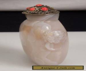 Item Antique Chinese Carved Agate Hardstone Snuff Bottle - Lion Heads  44155 for Sale