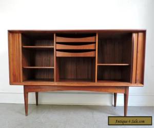 Item MID CENTURY DANISH MODERN TEAK CREDENZA SIDEBOARD CABINET PEDERSEN & SON for Sale