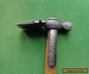 Item vintage trappers garden hammer for Sale