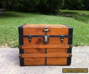 Item ANTIQUE REFINISHED STEAMER CHEST VINTAGE FLAT TOP COFFEE TABLE TRUNK W/ TRAY for Sale