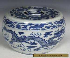 Item CHINESE PORCELAIN BLUE AND WHITE GARDEN STOOL for Sale