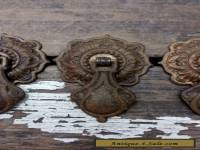 ONE Vtg Antique Fancy Ornate RUSTIC Metal Pendant Pull Handle Drawer Cabinet