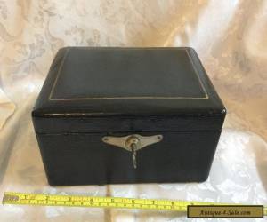 Item EDWARDIAN LUXURY LEATHER COVERED JEWELLERY BOX, WITH WORKING LOCK AND KEY  for Sale