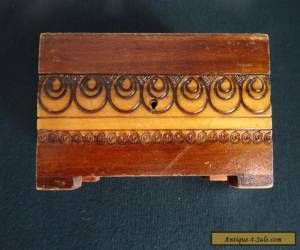 Item VINTAGE PYROGRAPHY CARVED BURNT WOODEN HINGED CHEST JEWELLERY TRINKET BOX for Sale