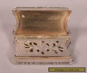 Item Unusual Antique Sterling Silver Gilt Interior Vinaigrette for Sale