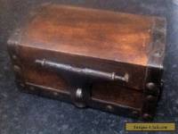 ANTIQUE / VINTAGE WOODEN SMALL CHEST SHAPE BOX WITH METAL EDGES & LOCK