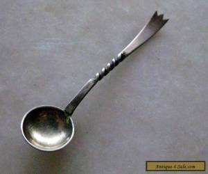 ANTIQUE VICTORIAN ENGLISH STERLING SILVER MUSTARD / SALT  SPOON for Sale