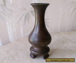 ANTIQUE 19TH CENTURY CHINESE BRONZE VASE for Sale