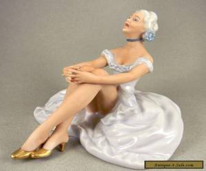 Item Beautiful Estate Unterweissbach German Porcelain Lady Dancer Figurine for Sale