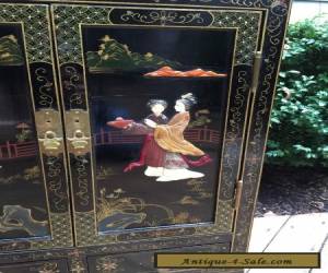 Item CHINESE BLACK LACQUER HARDSTONE CABINET SIDE TABLE for Sale