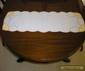 Item vintage Linen Table Runner for Sale