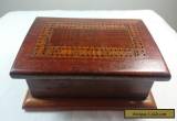 VINTAGE CRIBBAGE BOARD WOODEN GAME TRINKET JEWELLERY BOX 1931 WOOD ART DECO for Sale