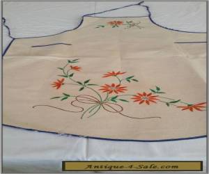 Item VINTAGE 1930S CALICO EMBROIDERED APRON for Sale