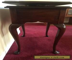 Item HENKEL HARRIS Mahogany Queen Anne Style End Side TV Table Swivel Top VINTAGE for Sale